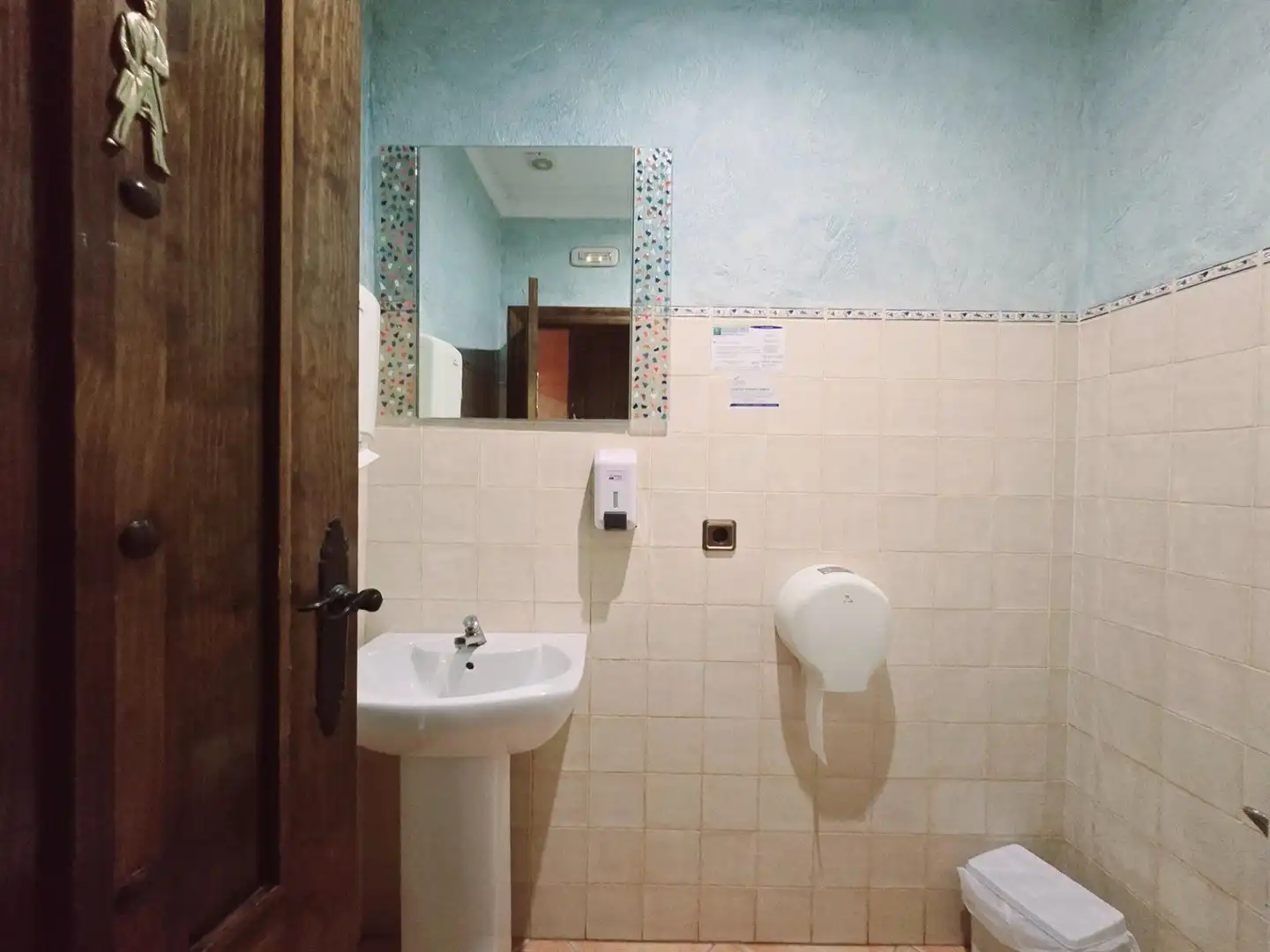 Baño de Local en venta en Los Gallardos con Aire acondicionado, Terraza y Amueblado