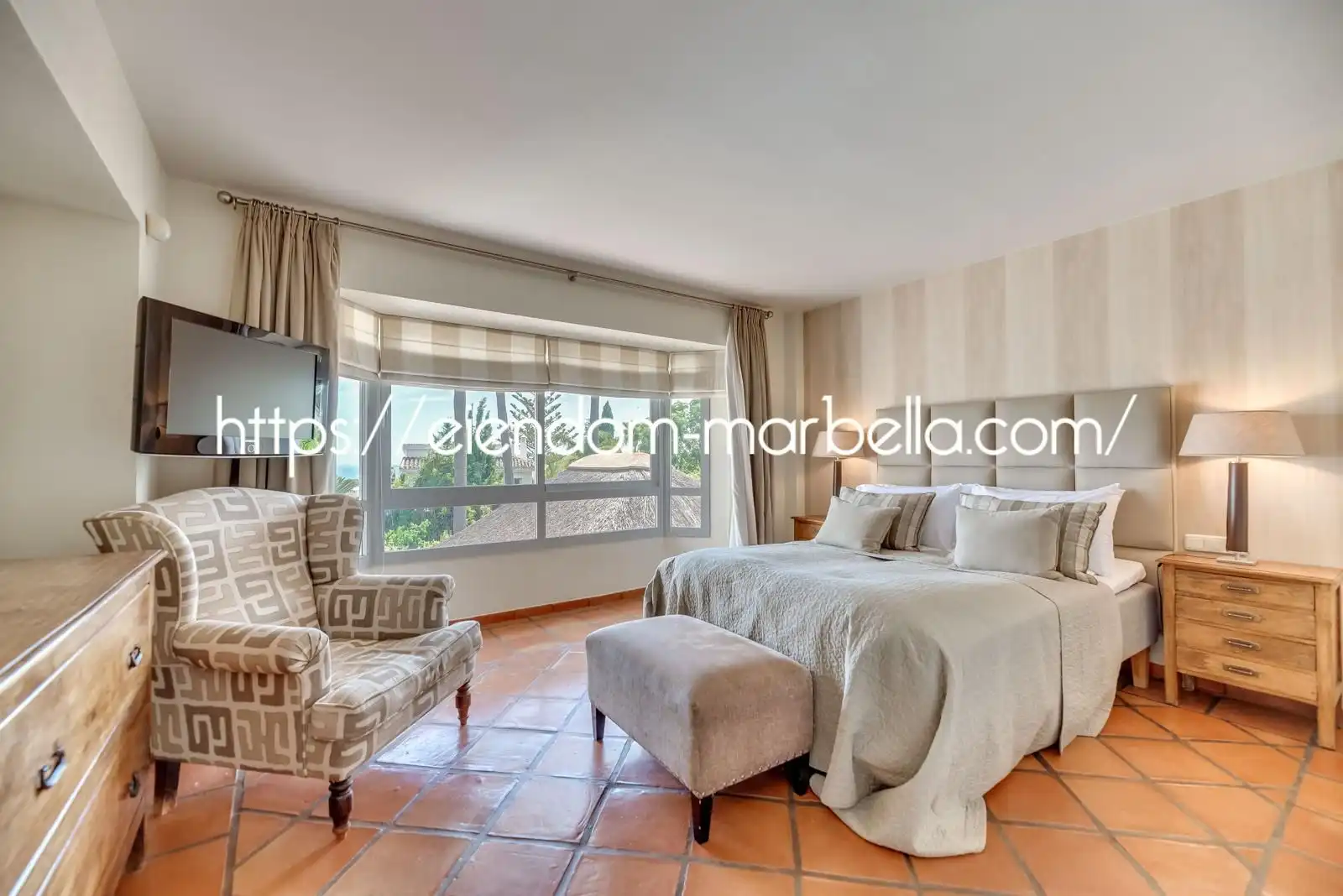 Chalet con piscina en venta en Elviria - Cabopino, imagen 16