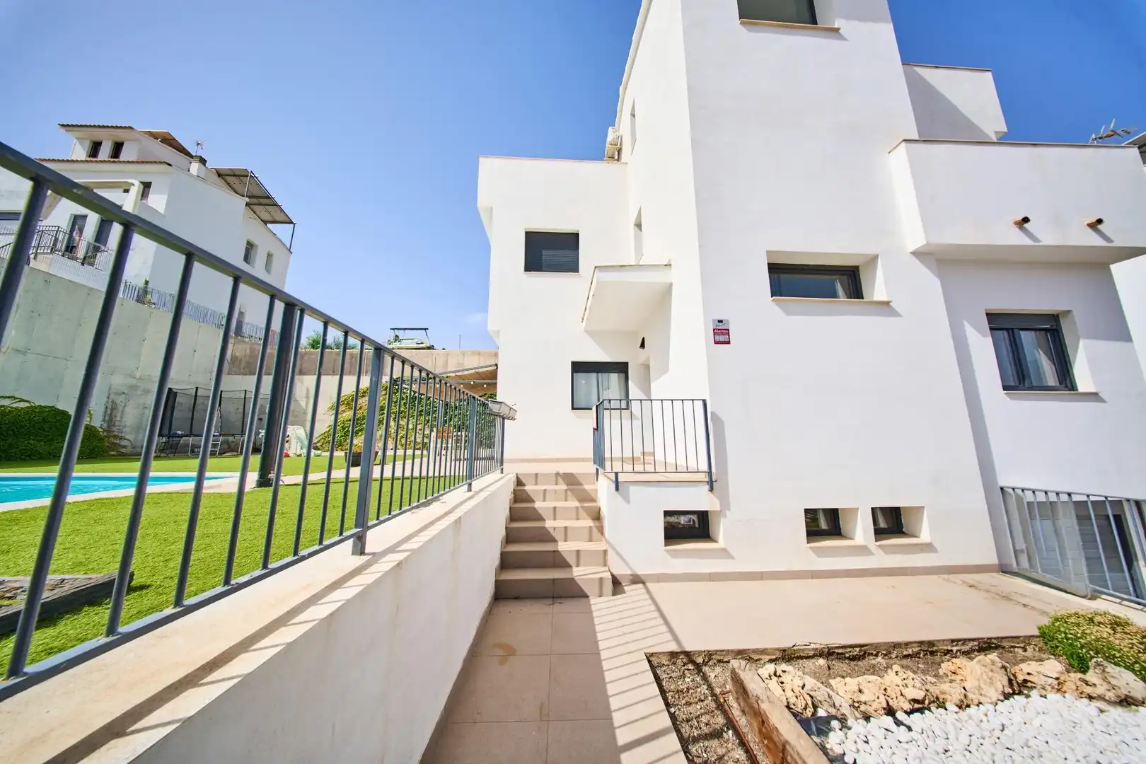 Vista exterior de Casa o chalet en venta en Dílar con Calefacción y Piscina comunitaria