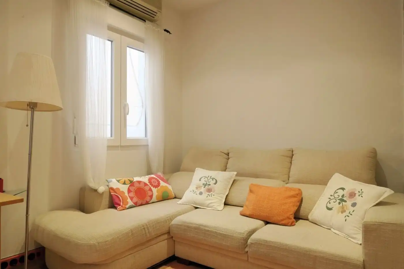 Apartamento de alquiler en Calle San Bernardo, Arapiles, Chamberí