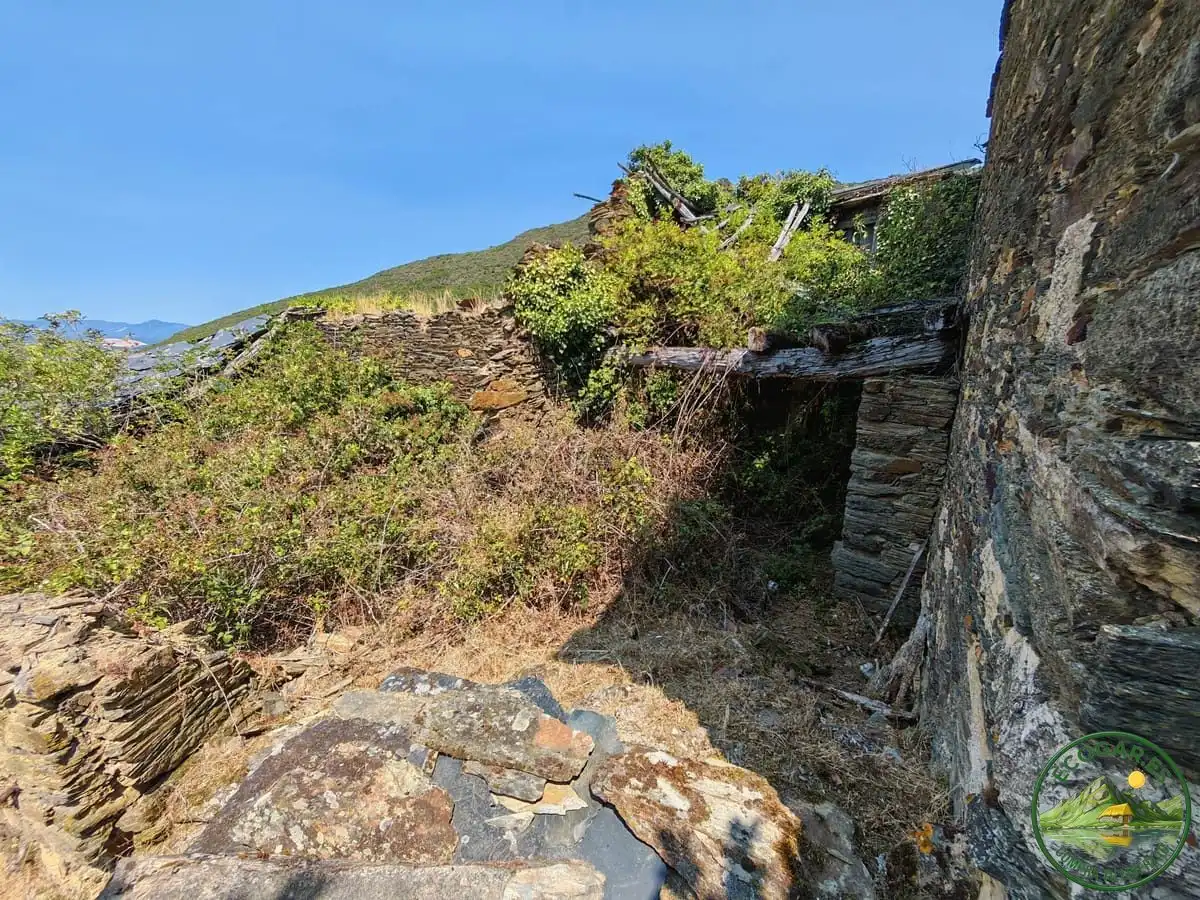 Casa adosada en venta en Borrenes