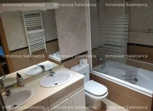 Flat with balcony to rent in Chinchibarra - Capuchinos, imagen 5