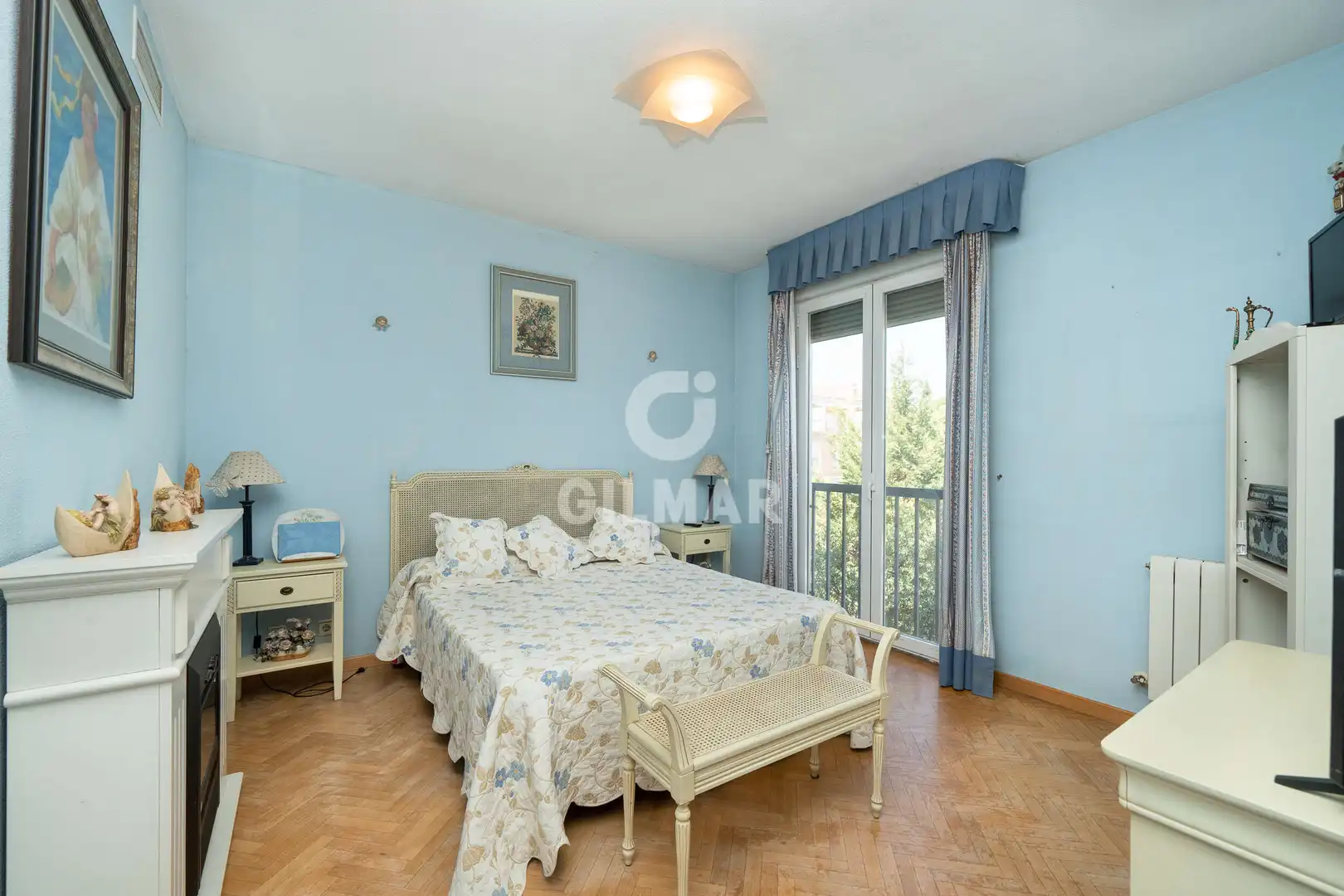 Bedroom of Detached homes for sale in Madrid  with Heating, Private garden and Swimming Pool