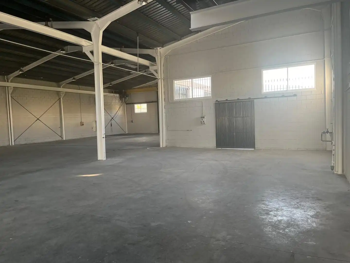 Nau industrial de lloguer a Zona de la Vega, imagen 14