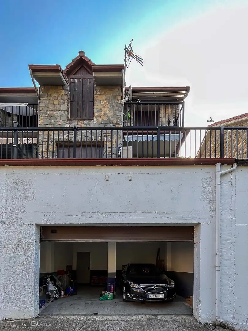 Vista exterior de Casa o chalet en venta en Huesca con Jardín privado, Terraza y Balcón