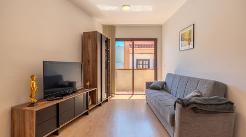 Foto 3 de Piso en venta en Calle Llano Mora, 18, Valle San Lorenzo, Arona