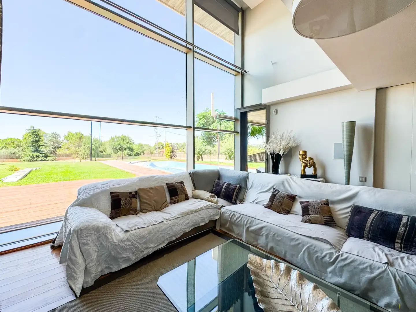 Sala d'estar de Casa o xalet en venda en Lleida amb Aire condicionat, Calefacció i Jardí privat
