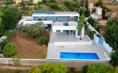 Vista exterior de Casa o xalet en venda en Vinaròs amb Aire condicionat, Calefacció i Terrassa