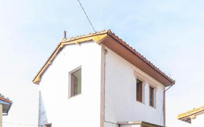 Vista exterior de Casa o xalet en venda en Candamo amb Calefacció