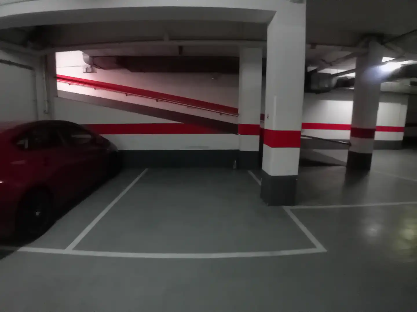 Parkplatz von Garage zum Verkauf in Zaragoza