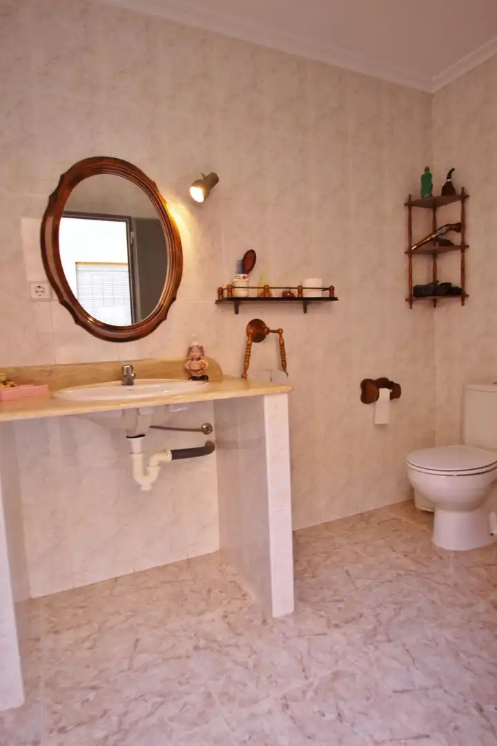 Bany de Casa o xalet en venda en Novelda amb Jardí privat i Piscina