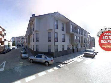 Apartment with lift for sale in Manlleu