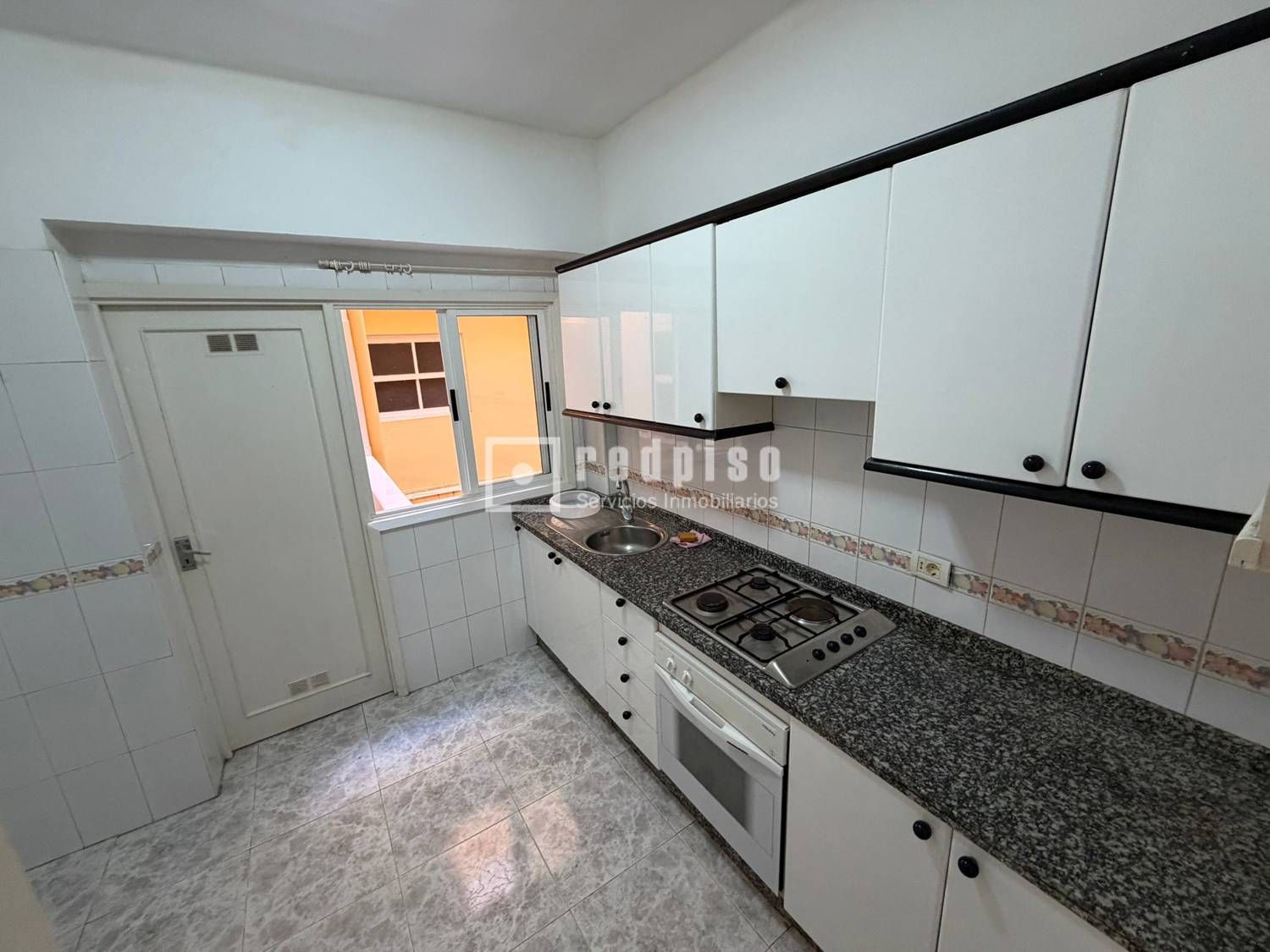 Cuina de Pis en venda en  Santa Cruz de Tenerife Capital amb Calefacció i Terrassa