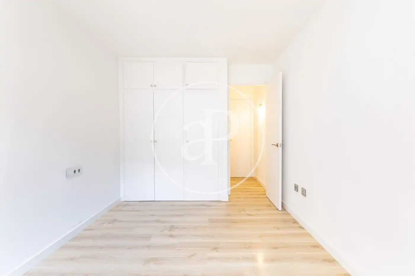 Habitación de Piso en venta en Terrassa con Calefacción, Terraza y Balcón