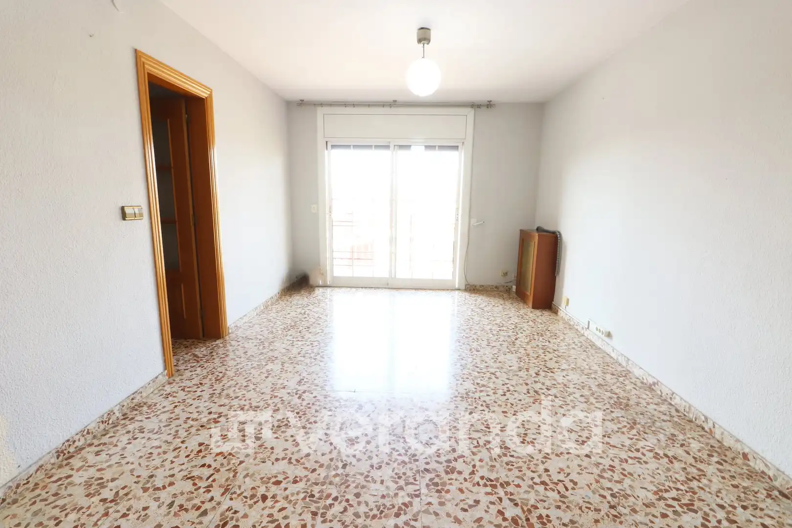 Sala d'estar de Pis en venda en Ripollet amb Calefacció, TV i Balcó