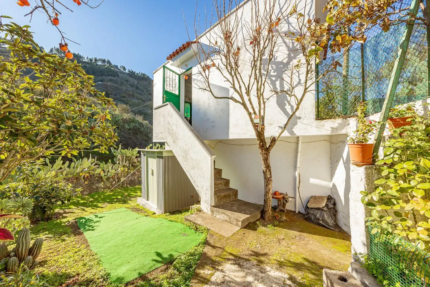 Vista exterior de Casa o xalet en venda en Vega de San Mateo amb Jardí privat i Terrassa