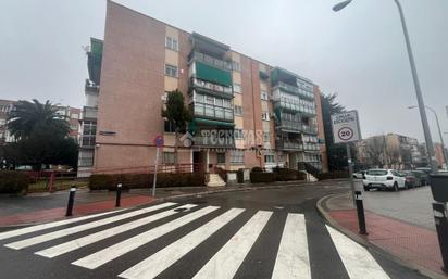 Vista exterior de Pis en venda en  Madrid Capital amb Aire condicionat, Calefacció i Parquet