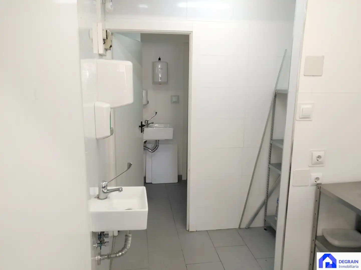 Badezimmer von Geschaftsraum zur Miete in Gijón 