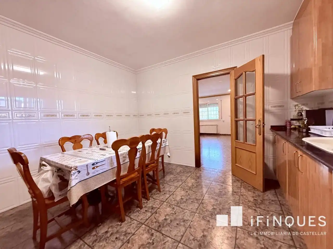 Menjador de Finca rústica en venda en Castellar del Vallès amb Aire condicionat, Jardí privat i Terrassa