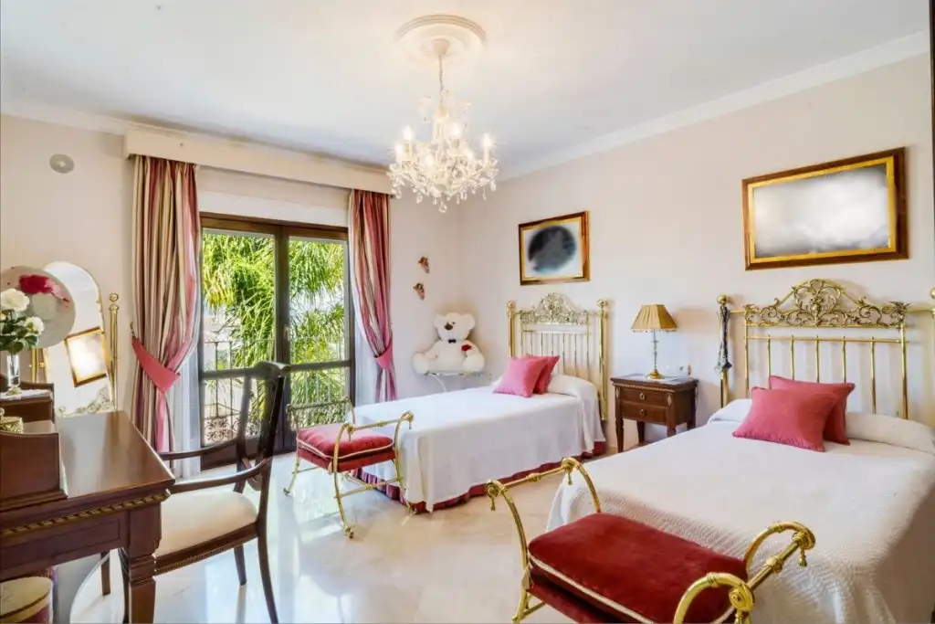 Habitación de Casa o chalet en venta en Alhaurín El Grande con Aire acondicionado, Calefacción y Jardín privado