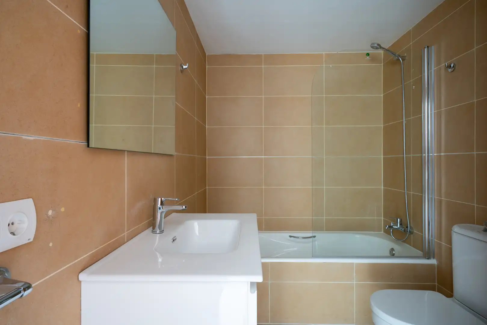 Flat with lift for sale in Nord, imagen 4