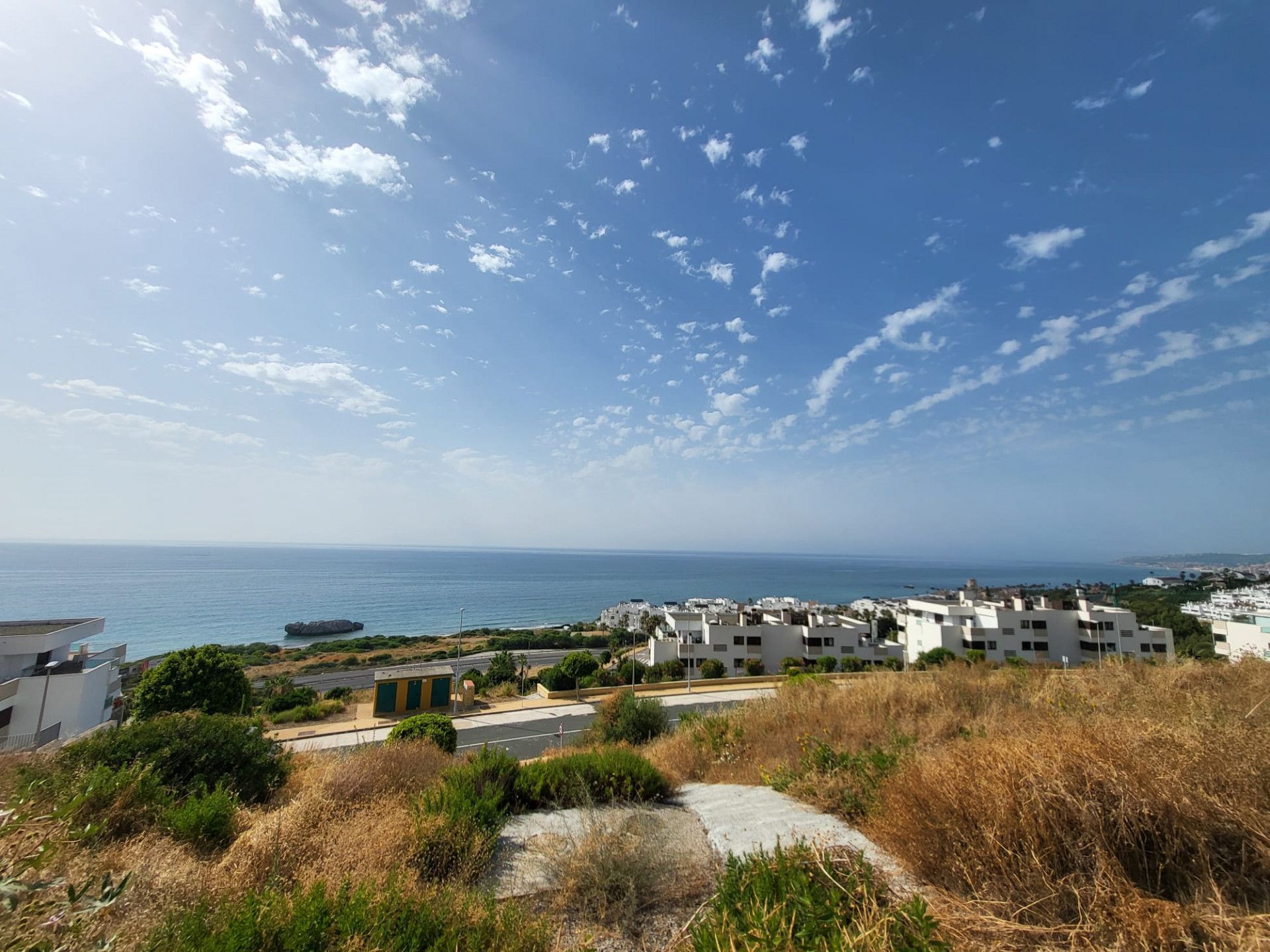 Vista exterior de Residencial en venda en Estepona