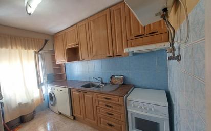 Kitchen of Flat for sale in Crevillent  with Balcony