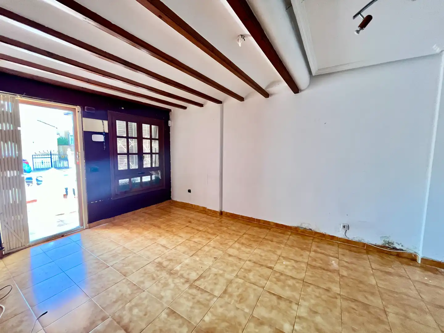 Casa adosada en venta en Orihuela con Aire acondicionado, Terraza y Trastero