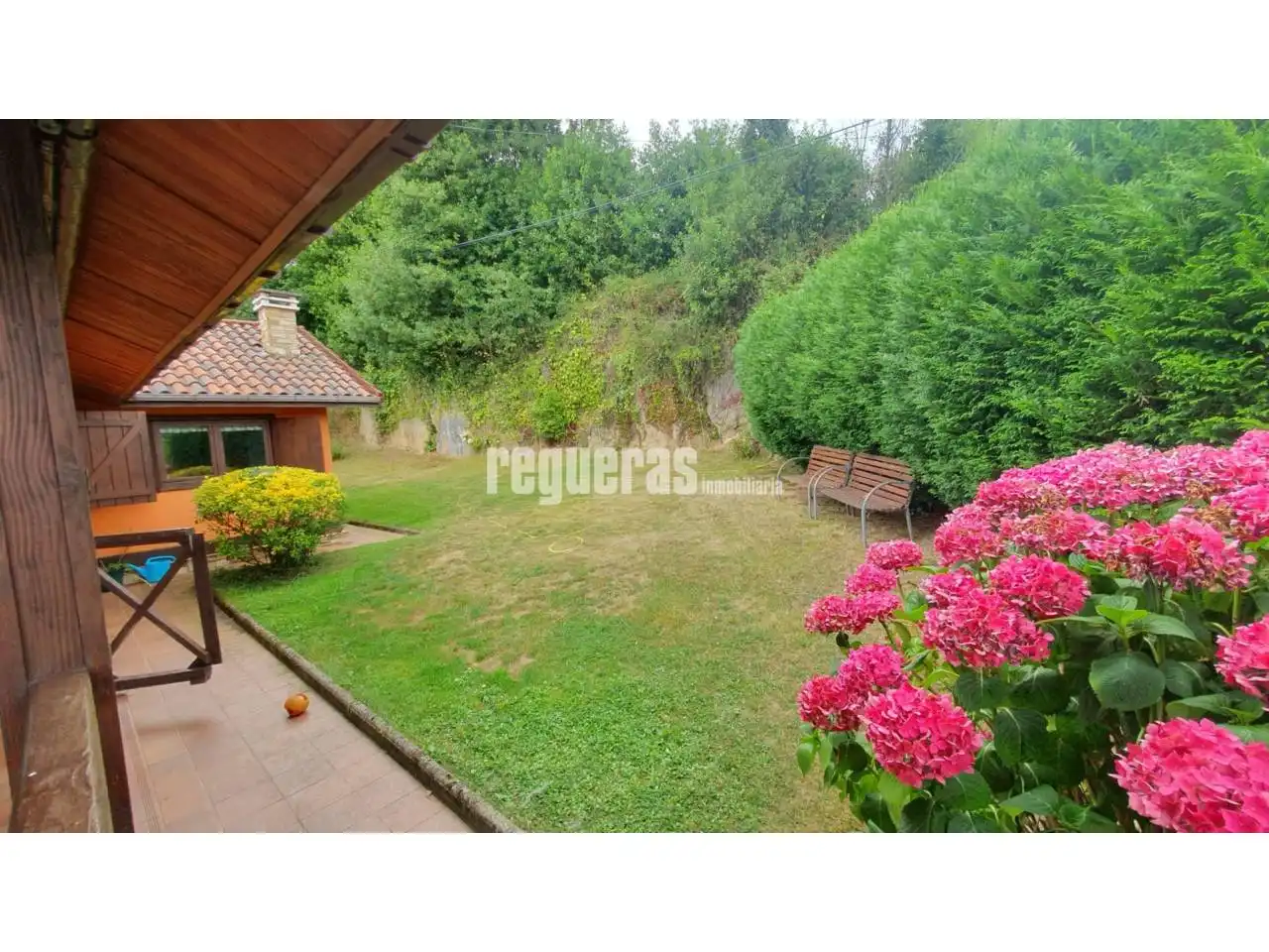 Jardí de Casa o xalet en venda en Illas amb Calefacció, Parquet i Terrassa
