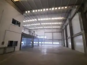 Fabrikhallen zum Verkauf in Alcorcón