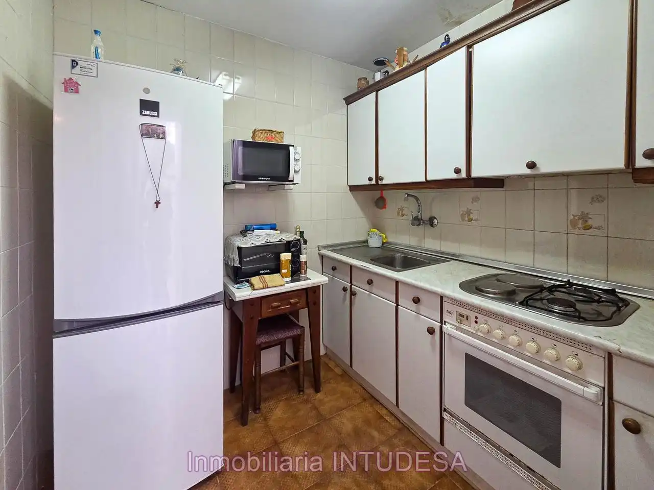Cuina de Casa adosada en venda en Lourdes