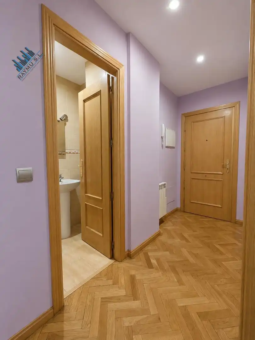Maisonette zum Verkauf in Velilla de San Antonio mit Heizung