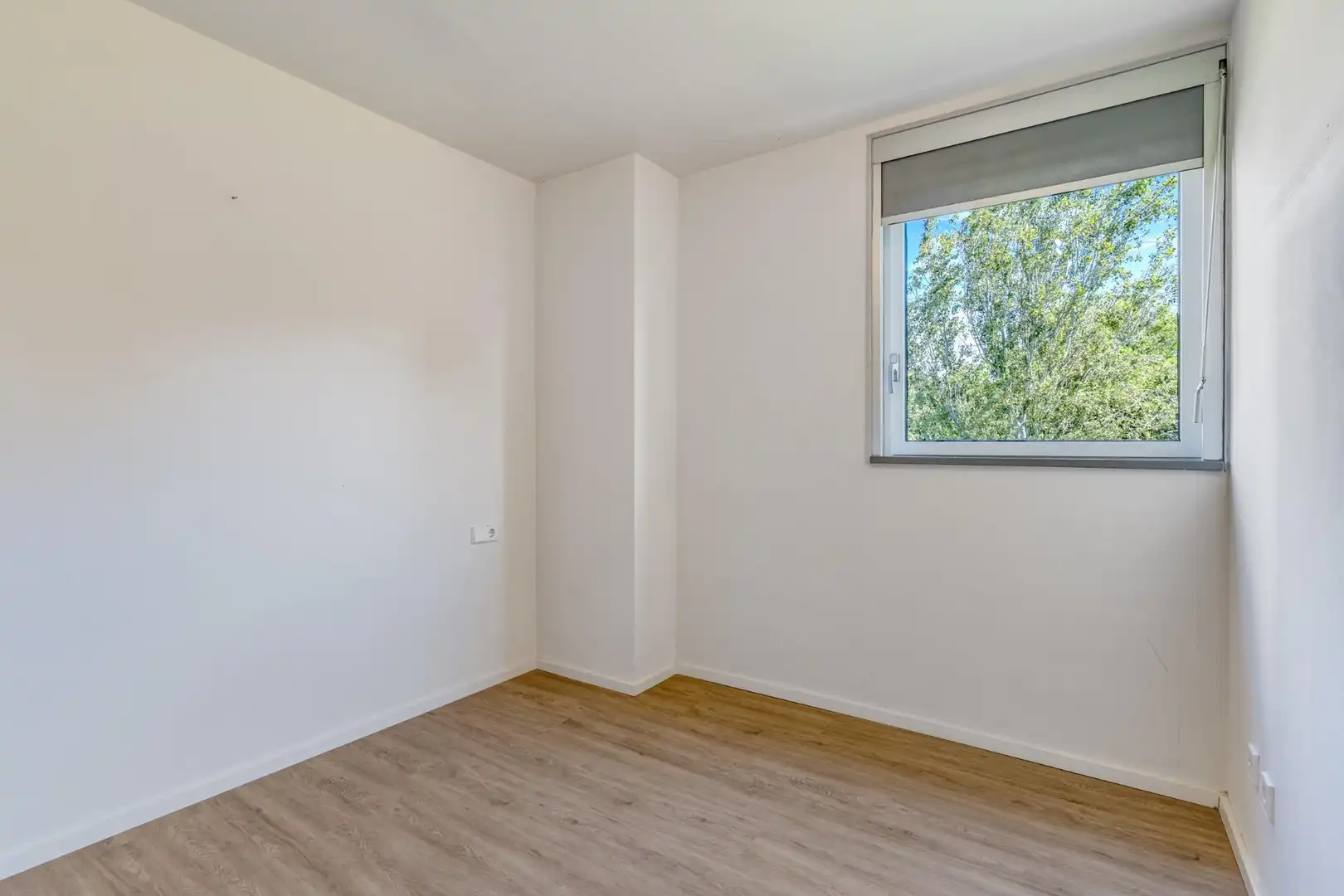 Bedroom of Flat for rent in Barcelona  with Air Conditioner, Heating and Parquet flooring