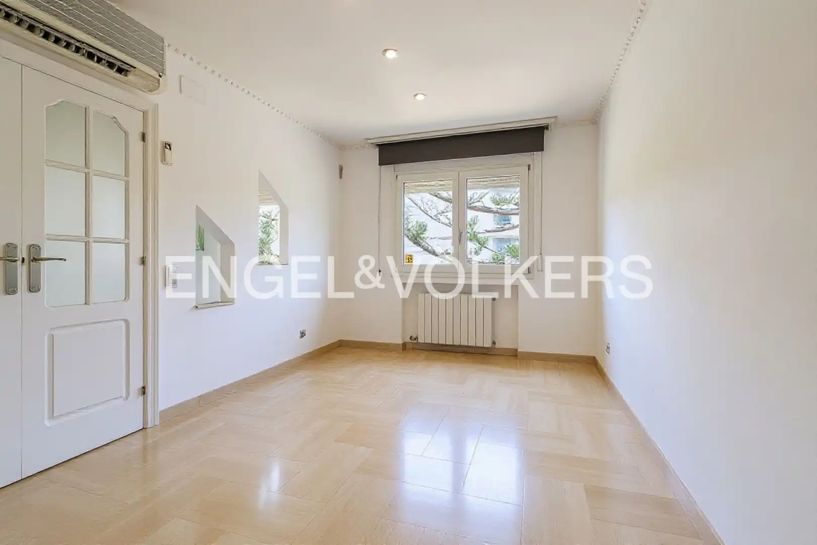 Casa o chalet de alquiler en Esplugues de Llobregat con Aire acondicionado, Calefacción y Jardín privado
