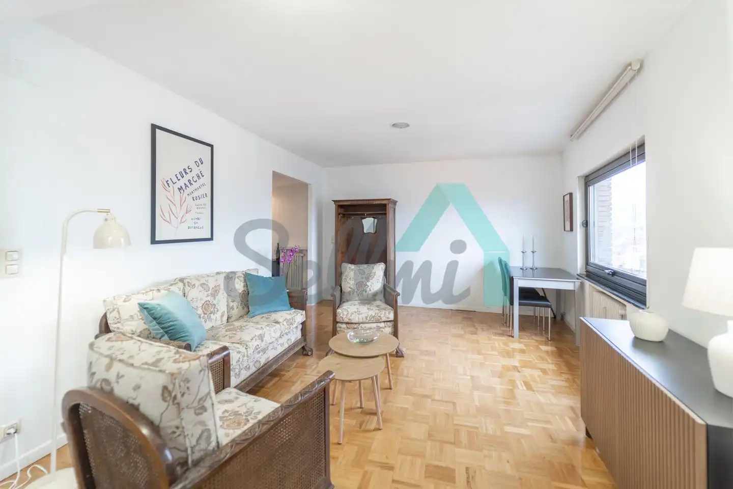 Living room of Flat for rent in Oviedo   with Heating, Parquet flooring and Furnished