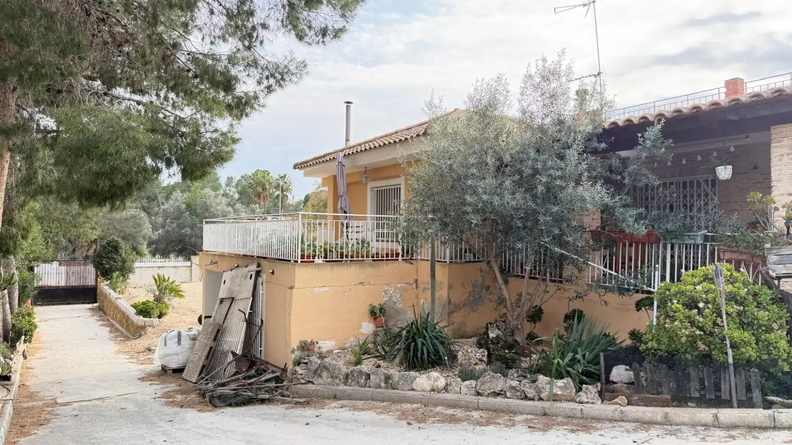 Vista exterior de Casa o xalet en venda en Molina de Segura amb Aire condicionat, Calefacció i Terrassa