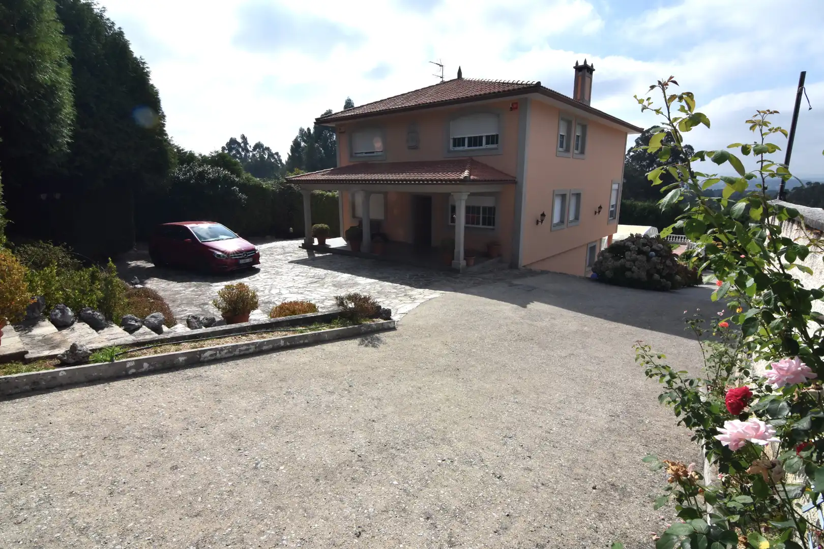 Jardín de Casa o chalet en venta en Bergondo con Calefacción, Jardín privado y Parquet