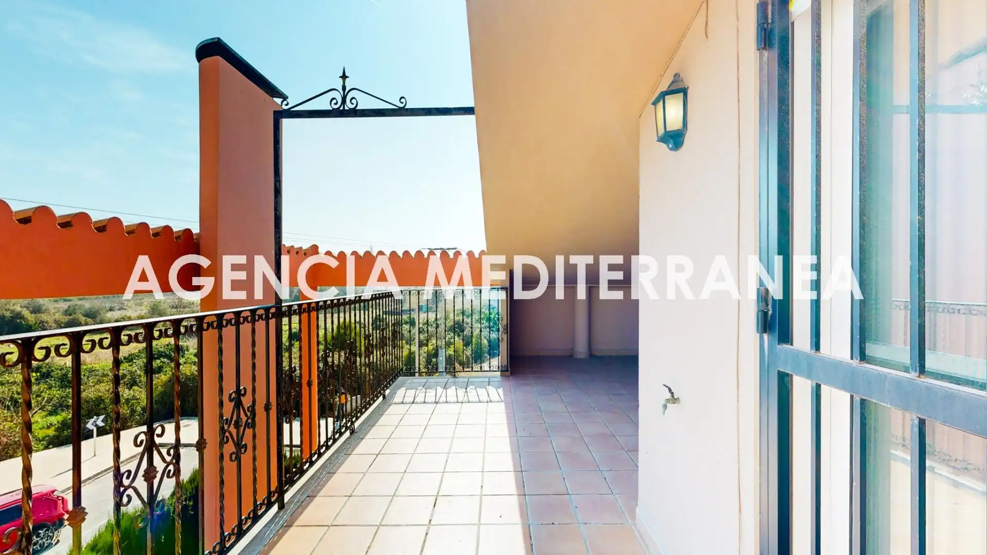 Terrassa de Casa o xalet en venda en El Puig de Santa Maria amb Aire condicionat, Calefacció i Jardí privat
