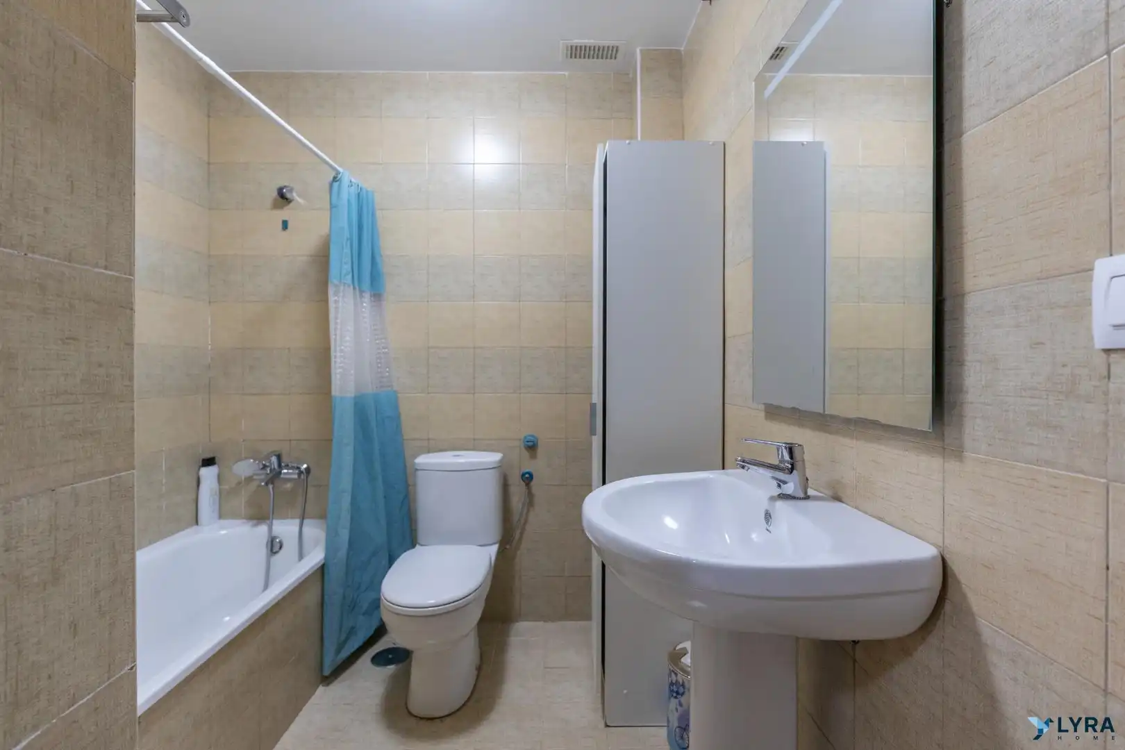 Baño de Dúplex en venta en Pilas con Terraza