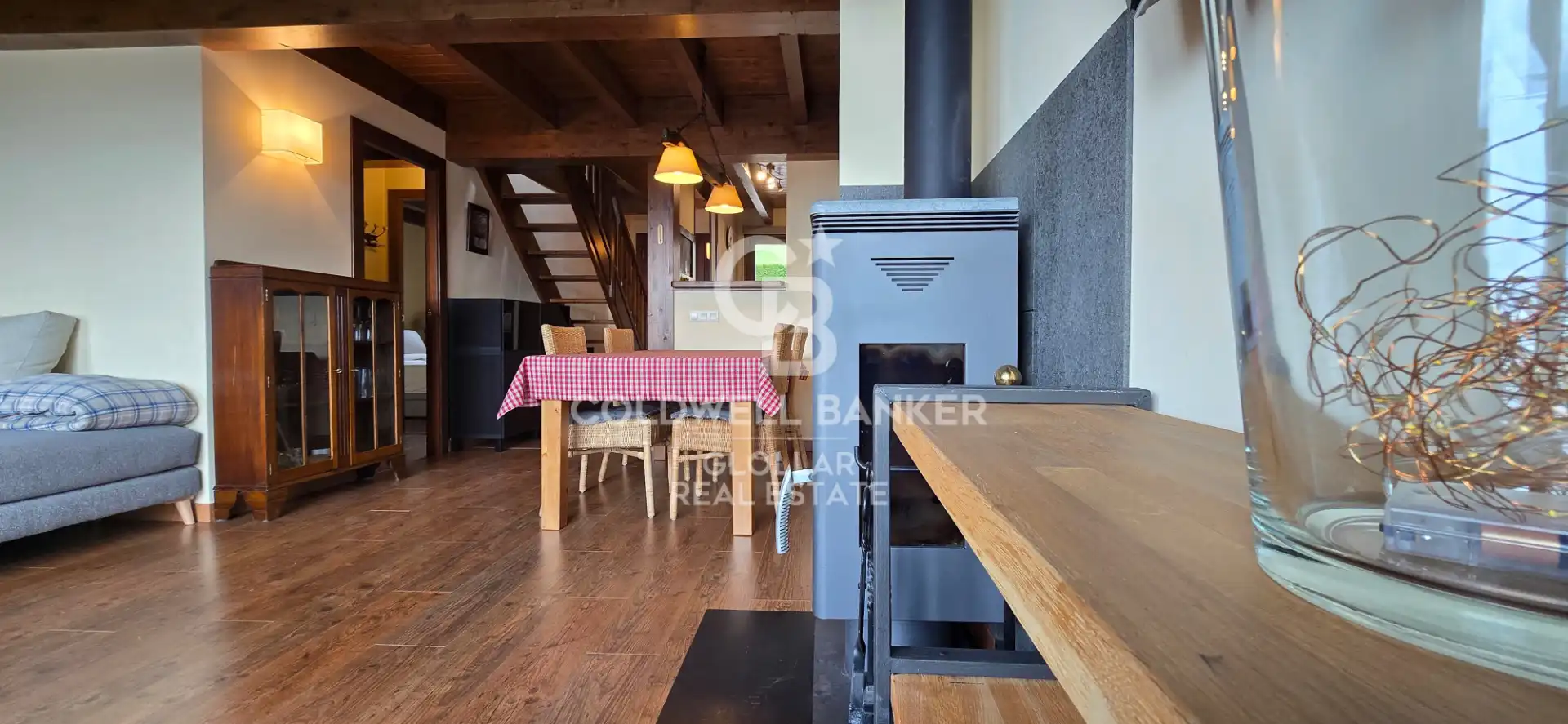 Duplexes for rent in Osséja  with Parquet flooring, Terrace and Furnished