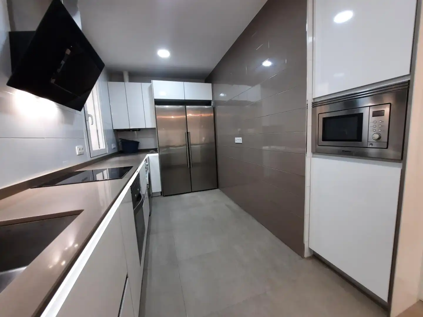 Küche von Wohnung zur Miete in Madrid mit Klimaanlage, Heizung und Parkett