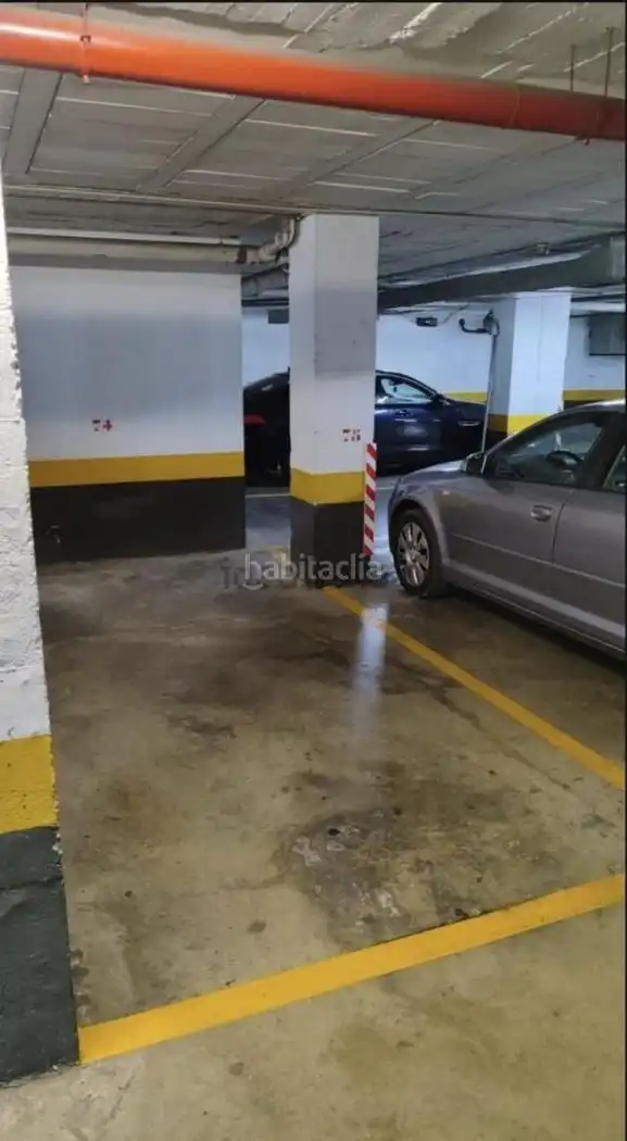 Parkplatz zur Miete in Calle Bartolomé de Medina 18, imagen 3