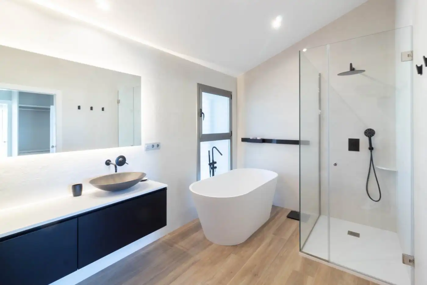 Bathroom of Houses for sale in Turís  with Air Conditioner, Heating and Private garden