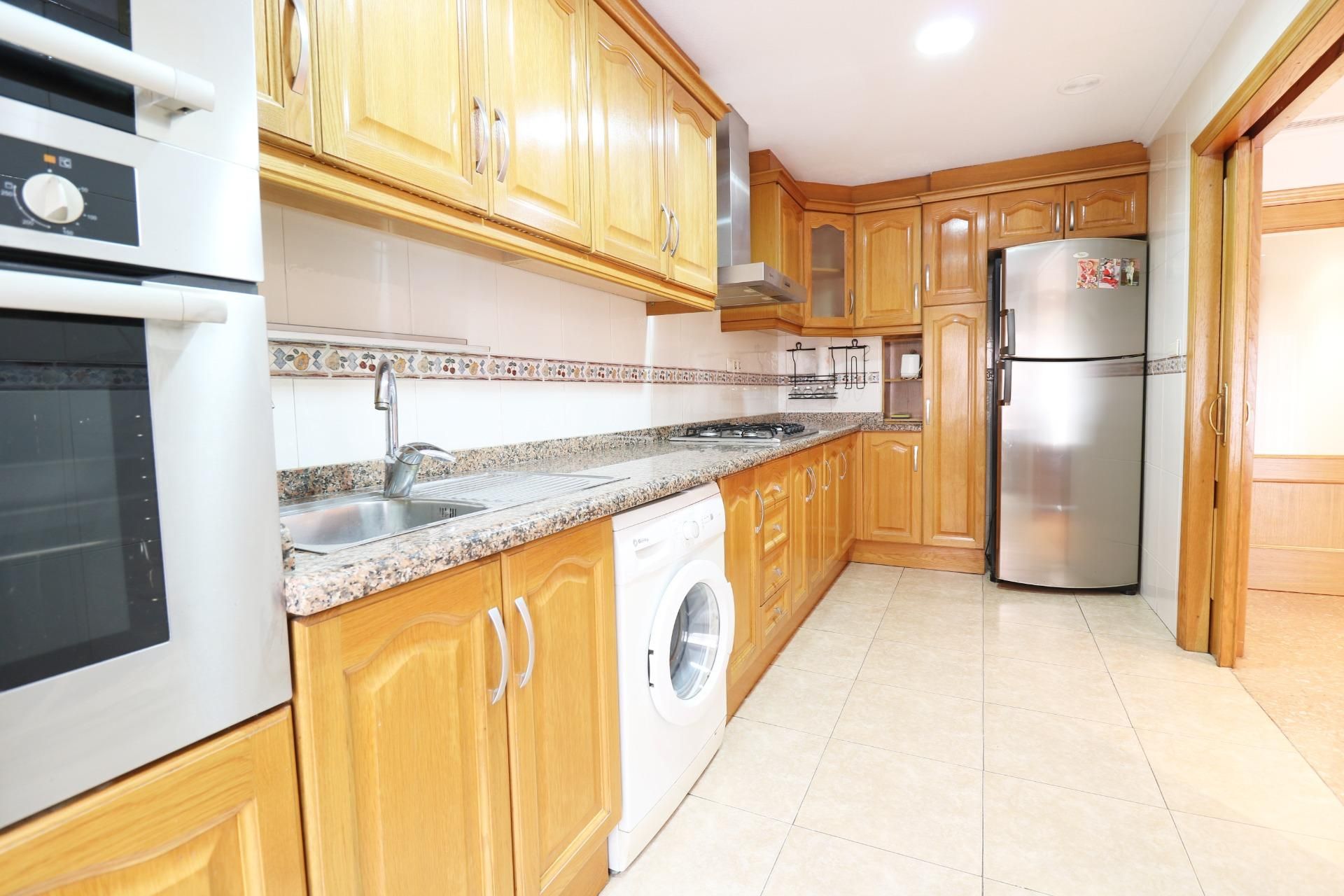 Kitchen of Flat for sale in Elche / Elx