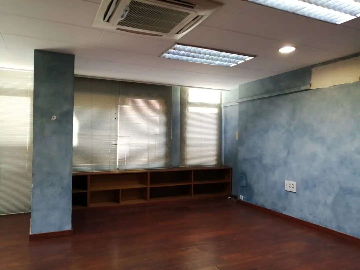 Büro zum Verkauf in Murcia mit Klimaanlage und Heizung