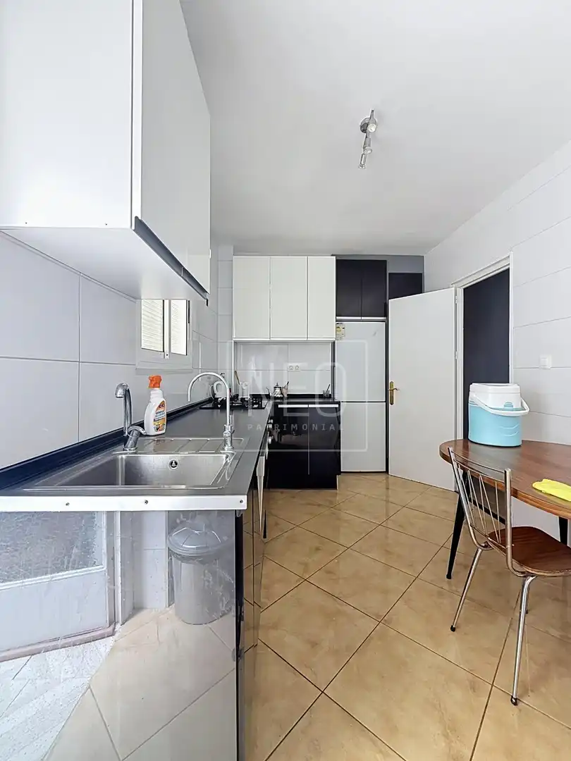 Kitchen of Flat for sale in Atarfe  with Air Conditioner and Balcony