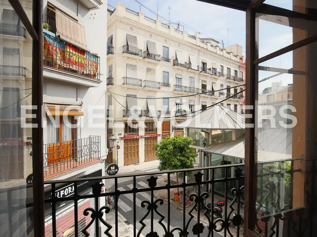 Vista exterior de Apartament de lloguer en Valencia amb Aire condicionat, Calefacció i Moblat