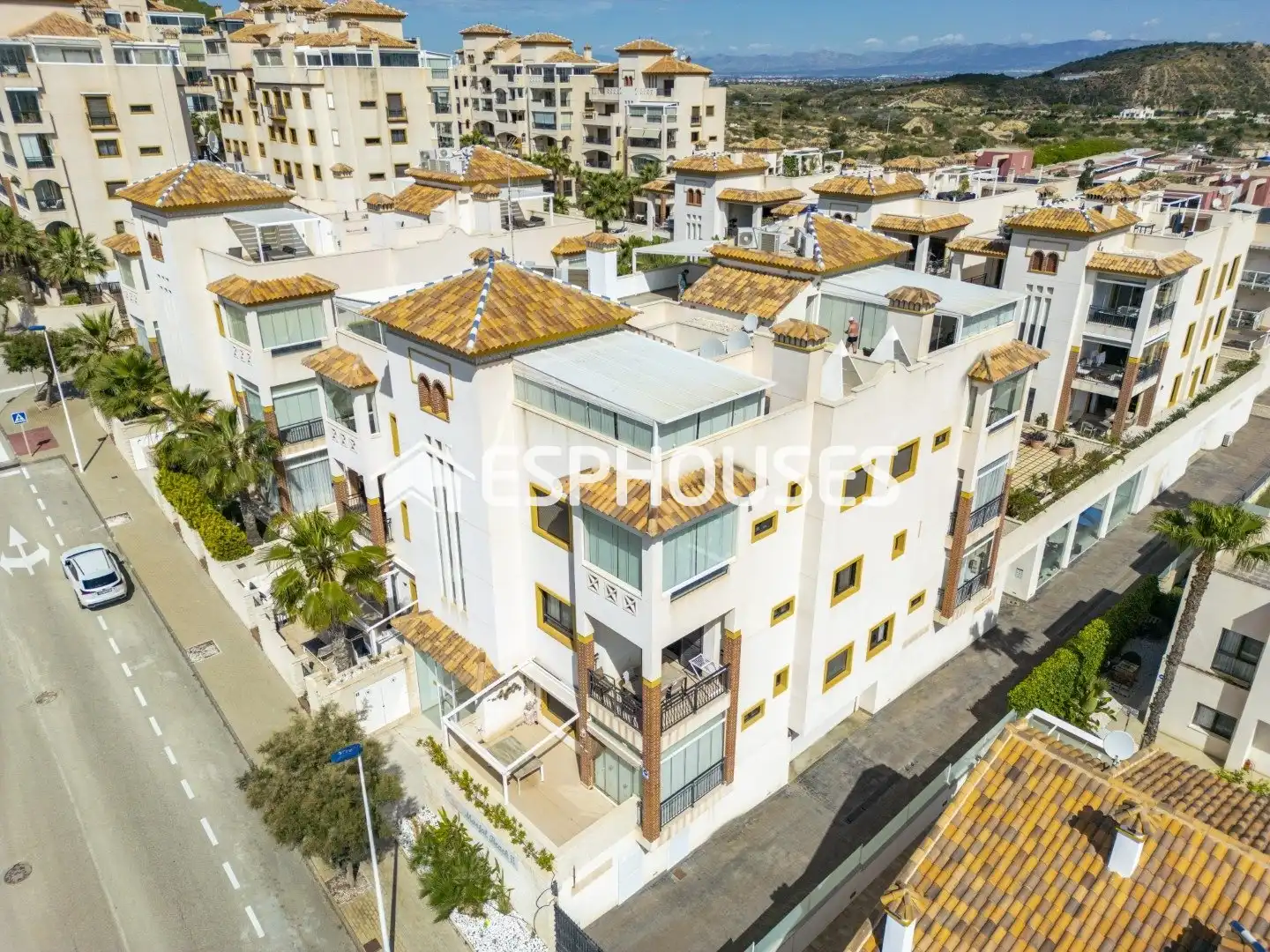 Vista exterior de Planta baixa en venda en Guardamar del Segura amb Aire condicionat, Terrassa i Moblat