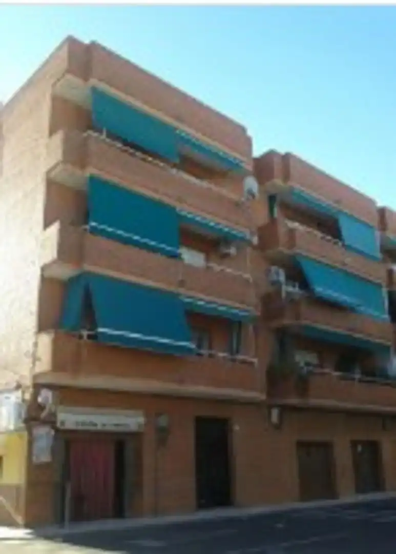 Piso en venta en Conquistadores, imagen 2