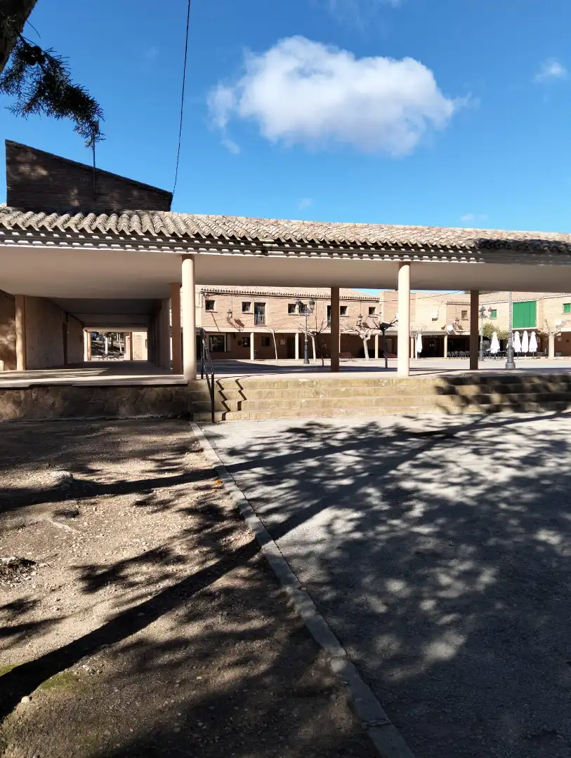 Vista exterior de Casa o xalet en venda en Hellín amb Aire condicionat, Calefacció i Parquet